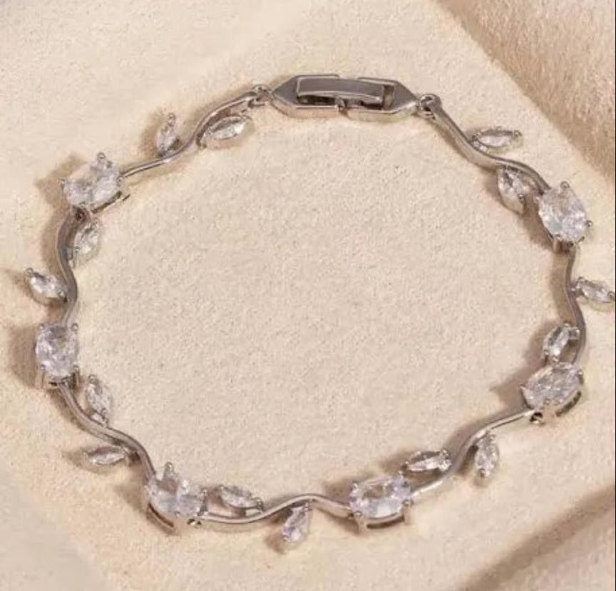 Tulip bracelet