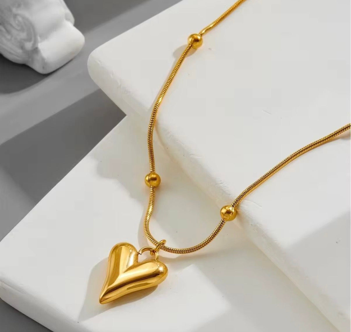Anti tarnish pendent