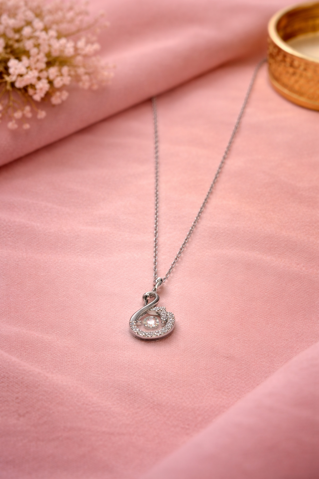 Chain Pendent
